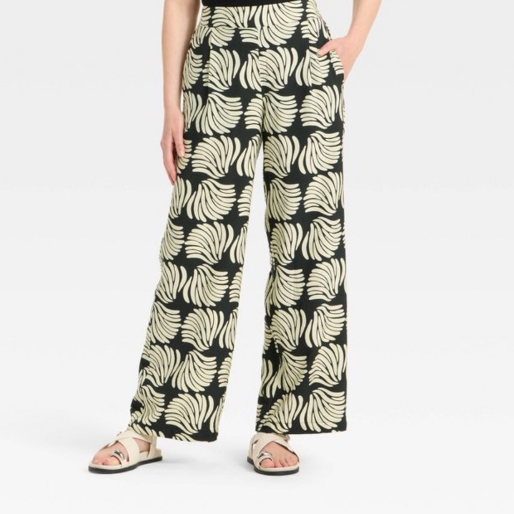 a new day Shell Wide Leg Pants- Black and Cream Size Medium